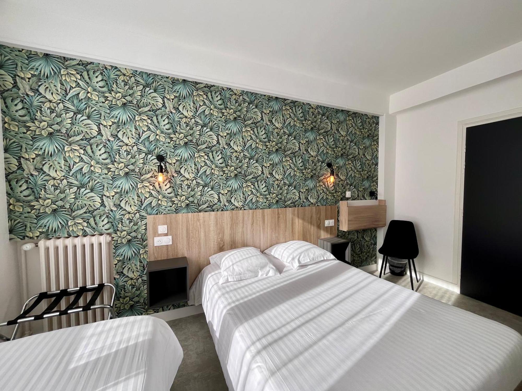 Hôtel Le Keroman Lorient Bagian luar foto