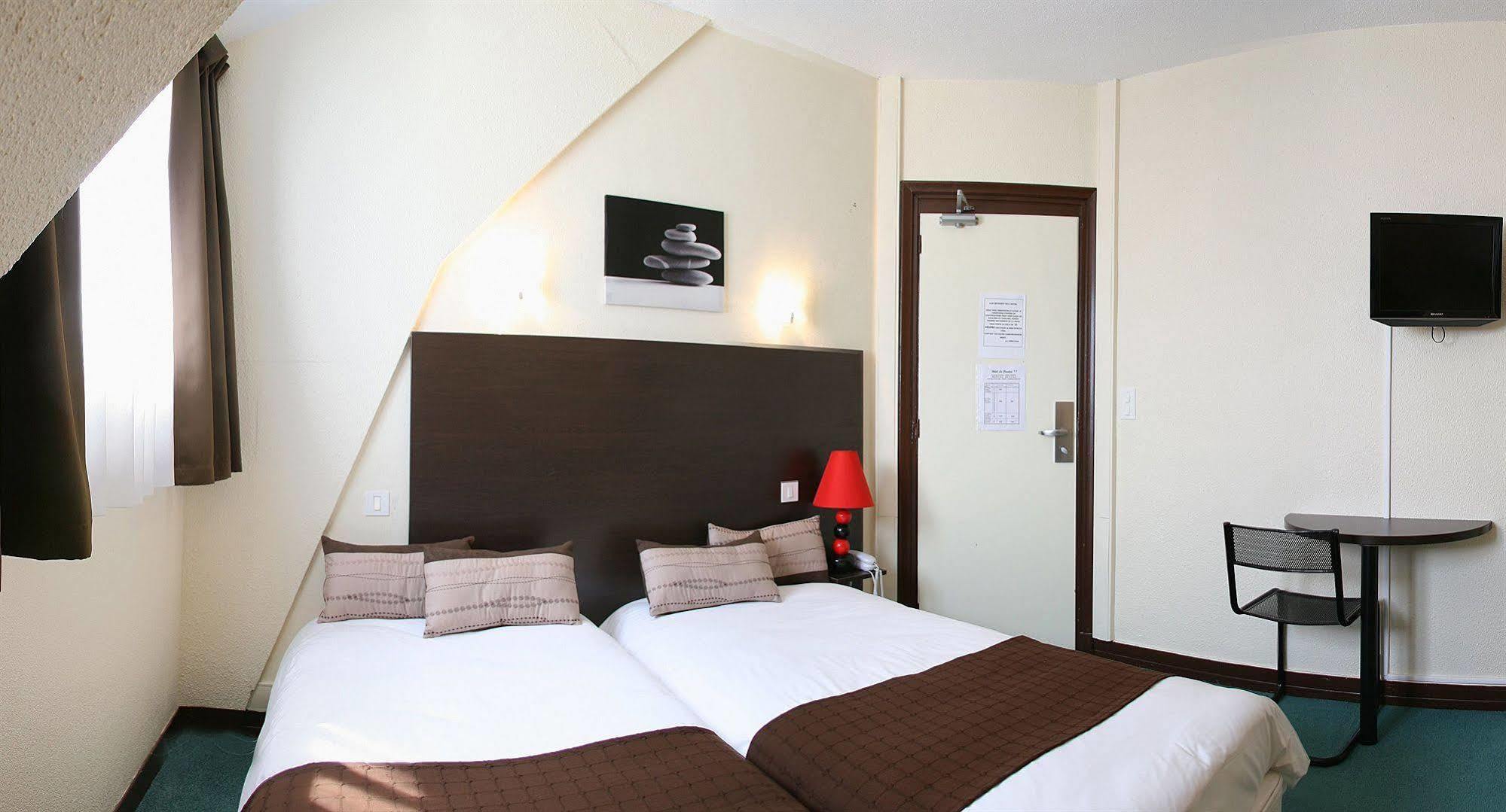 Hôtel Le Keroman Lorient Bagian luar foto